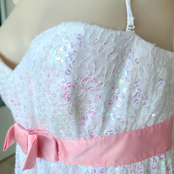 Betsey Johnson Sequins Irredescent Pink Bow Strapless Party Prom Dress Women's 6 - Picture 2 of 6